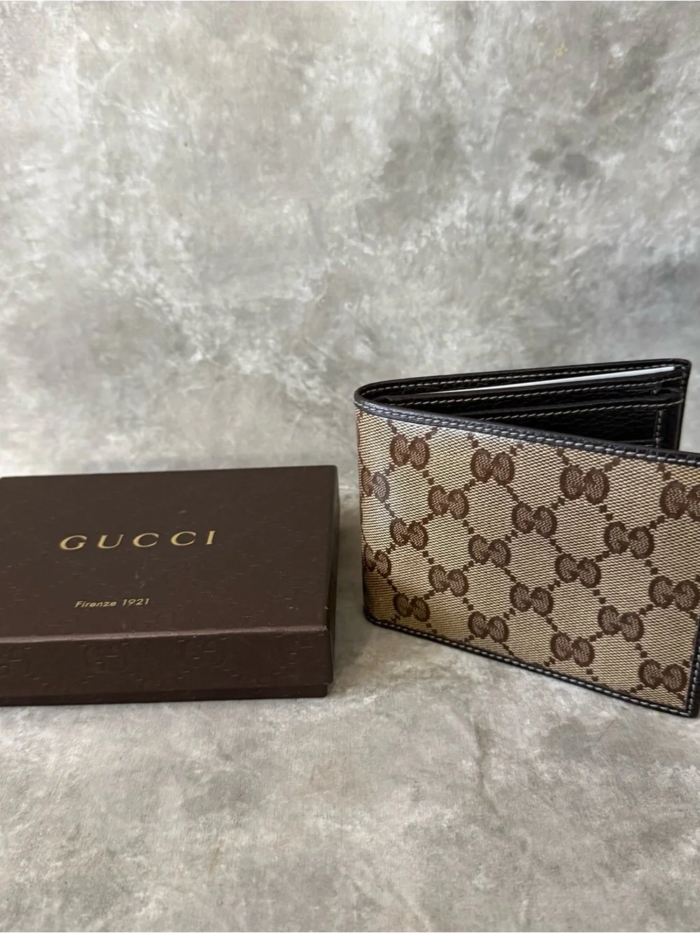 Gucci Brown Bi-Fold Wallet (Love 25)